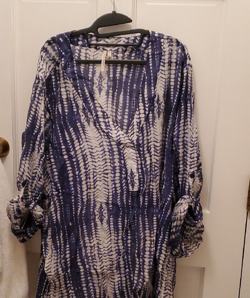 Grand & Greene Indigo and White Top